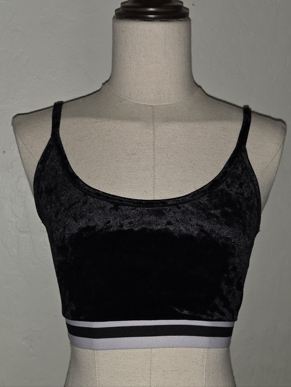 Vintage 1990s Black Velvet Sporty Brallete From Imagine Nation IMAGENATION INC